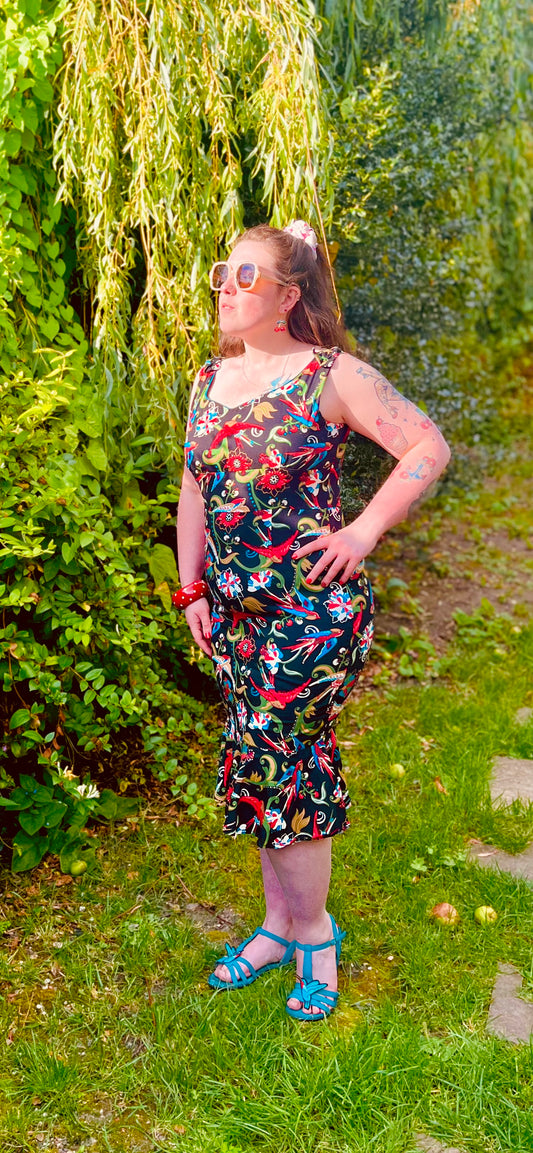 1950s Style Traditional Swallow Bird Print Fishtail Wiggle Dress- Lindy Bop- Size 14