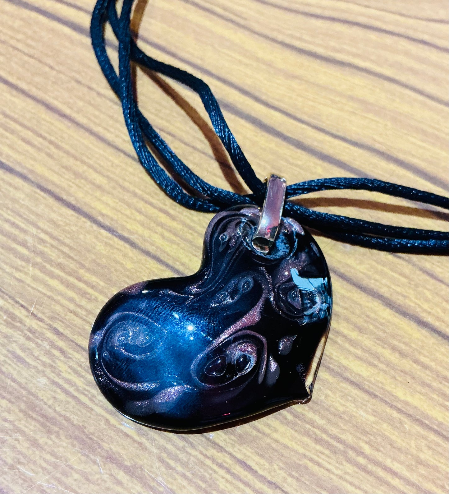 Black and Gold Murino Glass Pendant Necklace