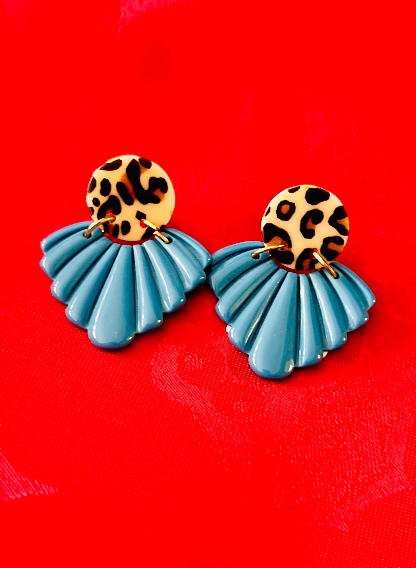 Blue Shell Retro Earrings