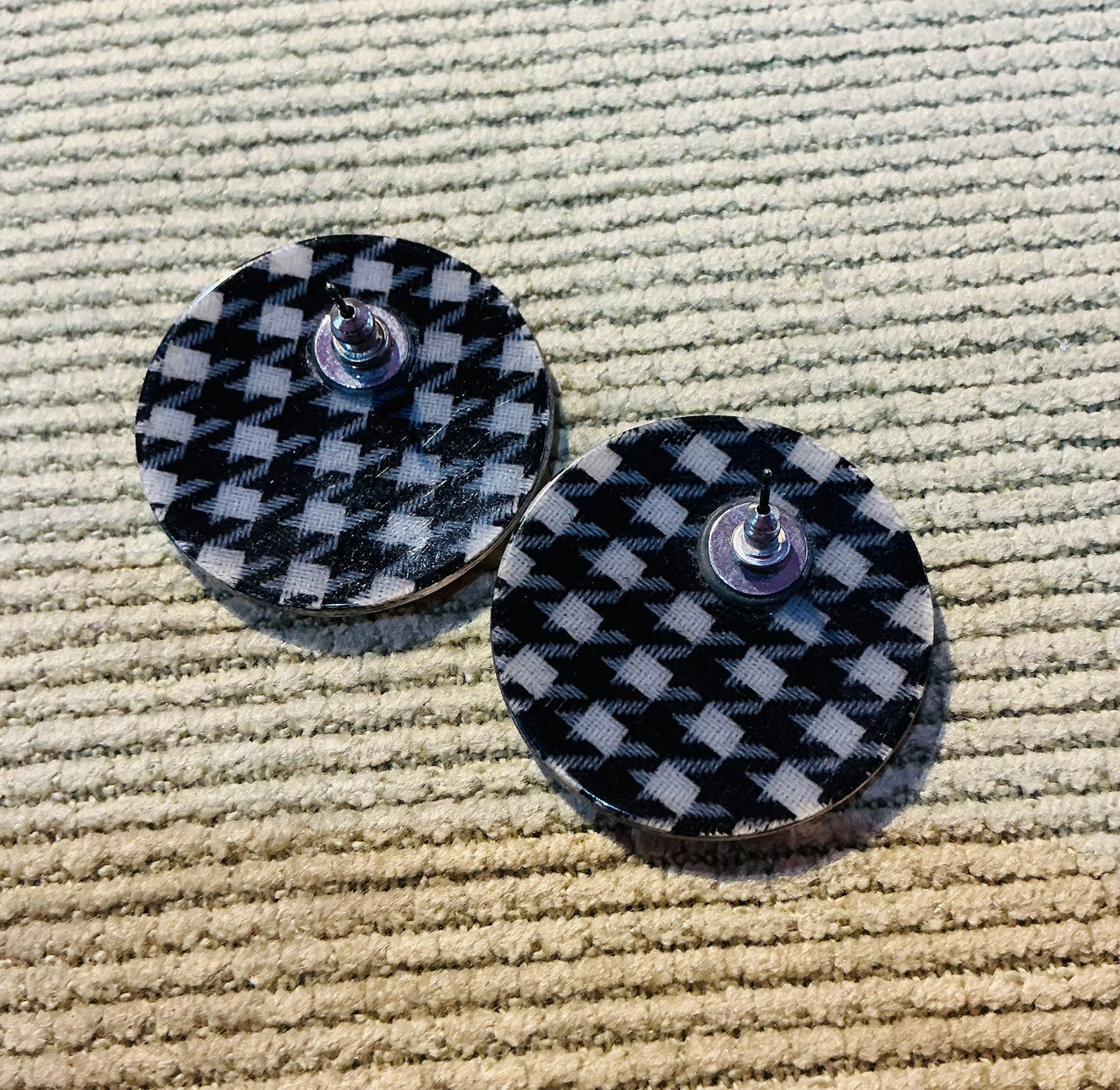 1960s Style Dogtooth Large Stud Earrings