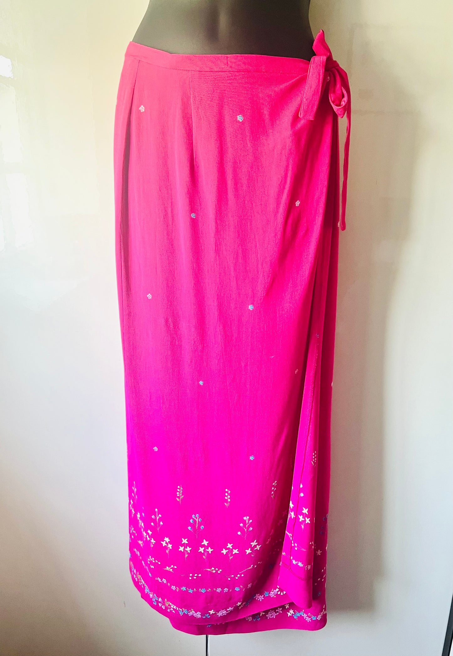 Melanie Black Cerise Pink Wrap Skirt- Size M
