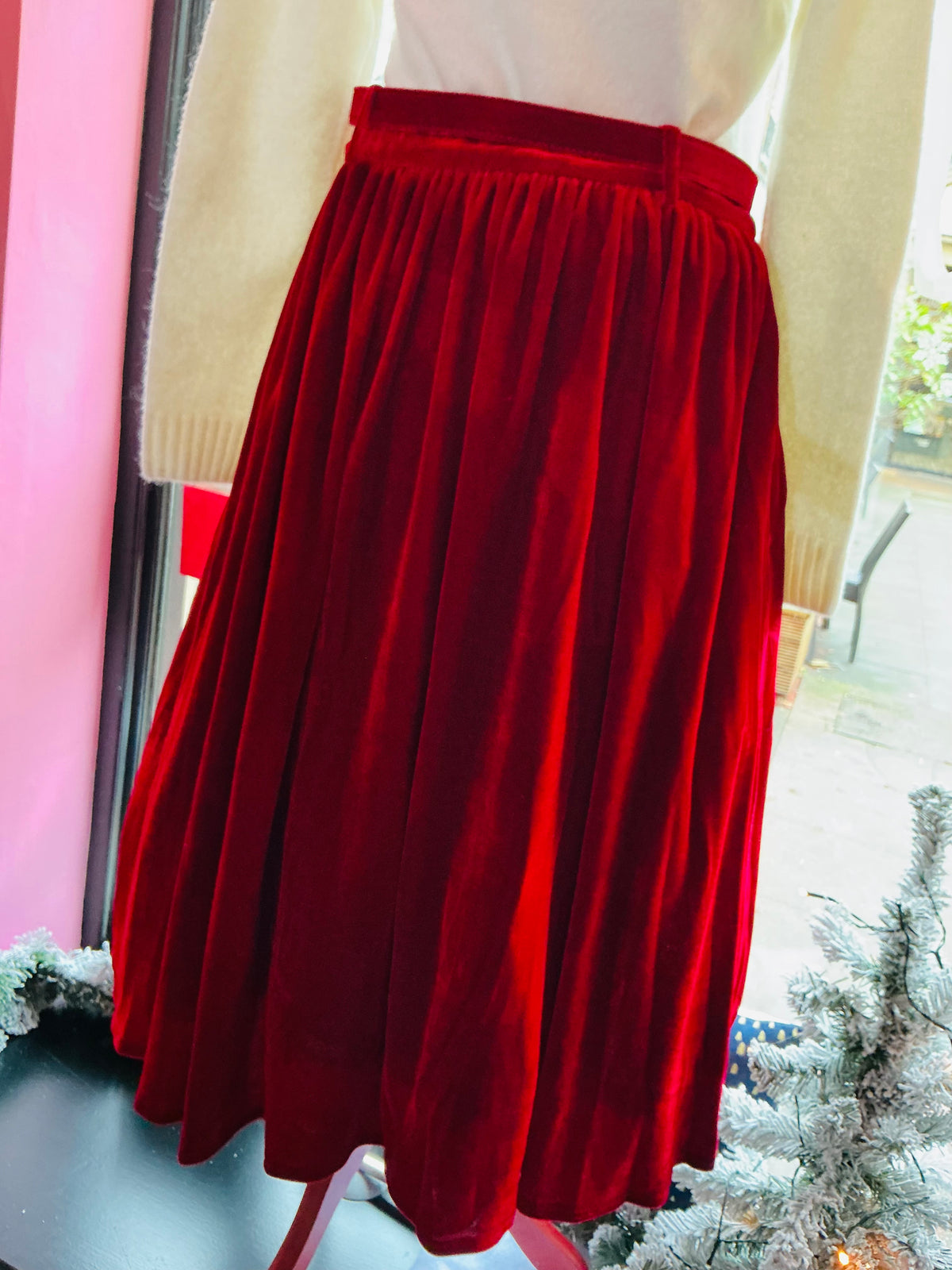 Banned Retro Red Velvet Dreams Skirt