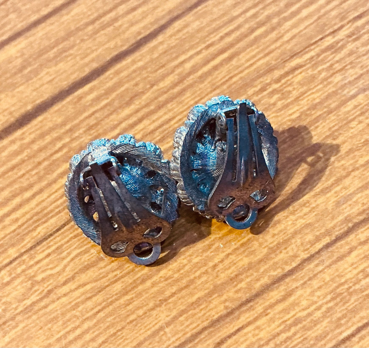 1980s Vintage Pearl and Diamanté Clip on Earrings