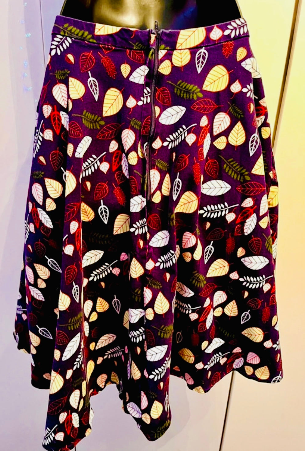 Woodland Leaves Collectif Vintage Midi Skirt- Size 10