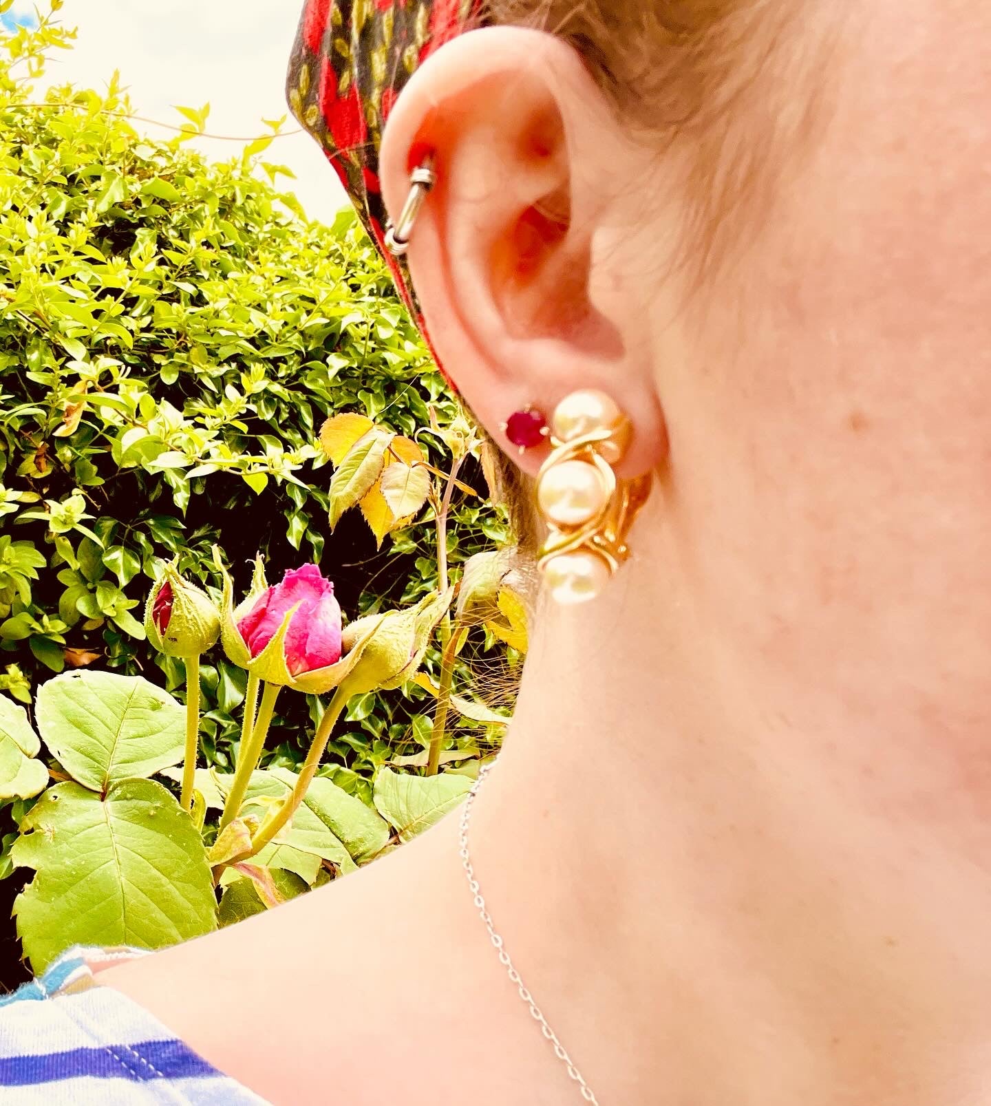 Original 1960s vintage gold pearls