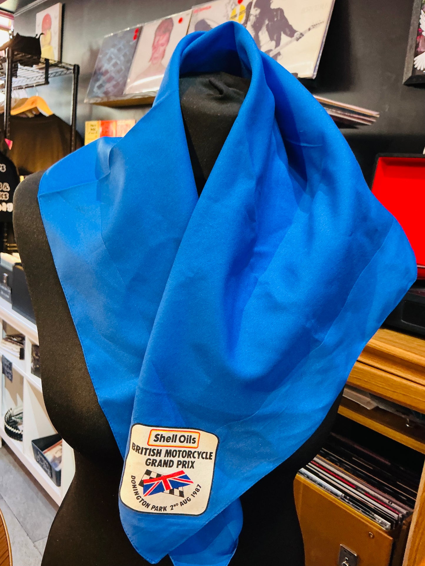 1960s Vintage Shell Headscarf