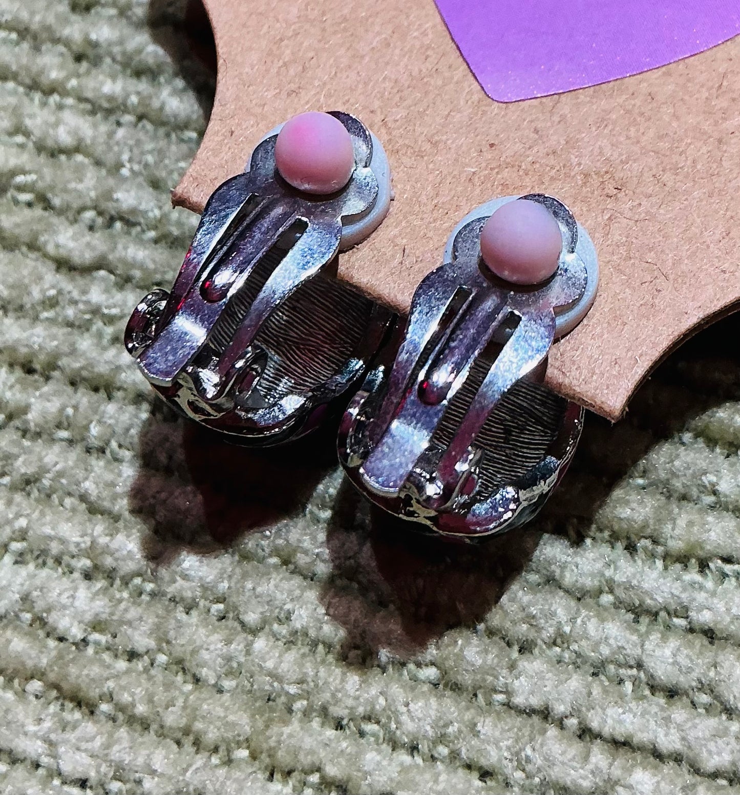 1980s Vintage Pink and Black Clip on Earrings