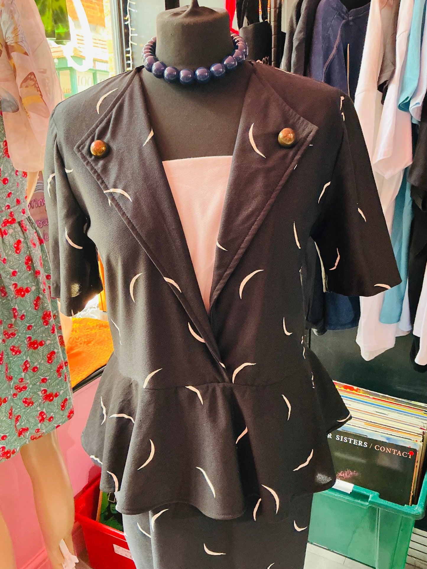 1980s Vintage Tabby of California Black Pencil Dress