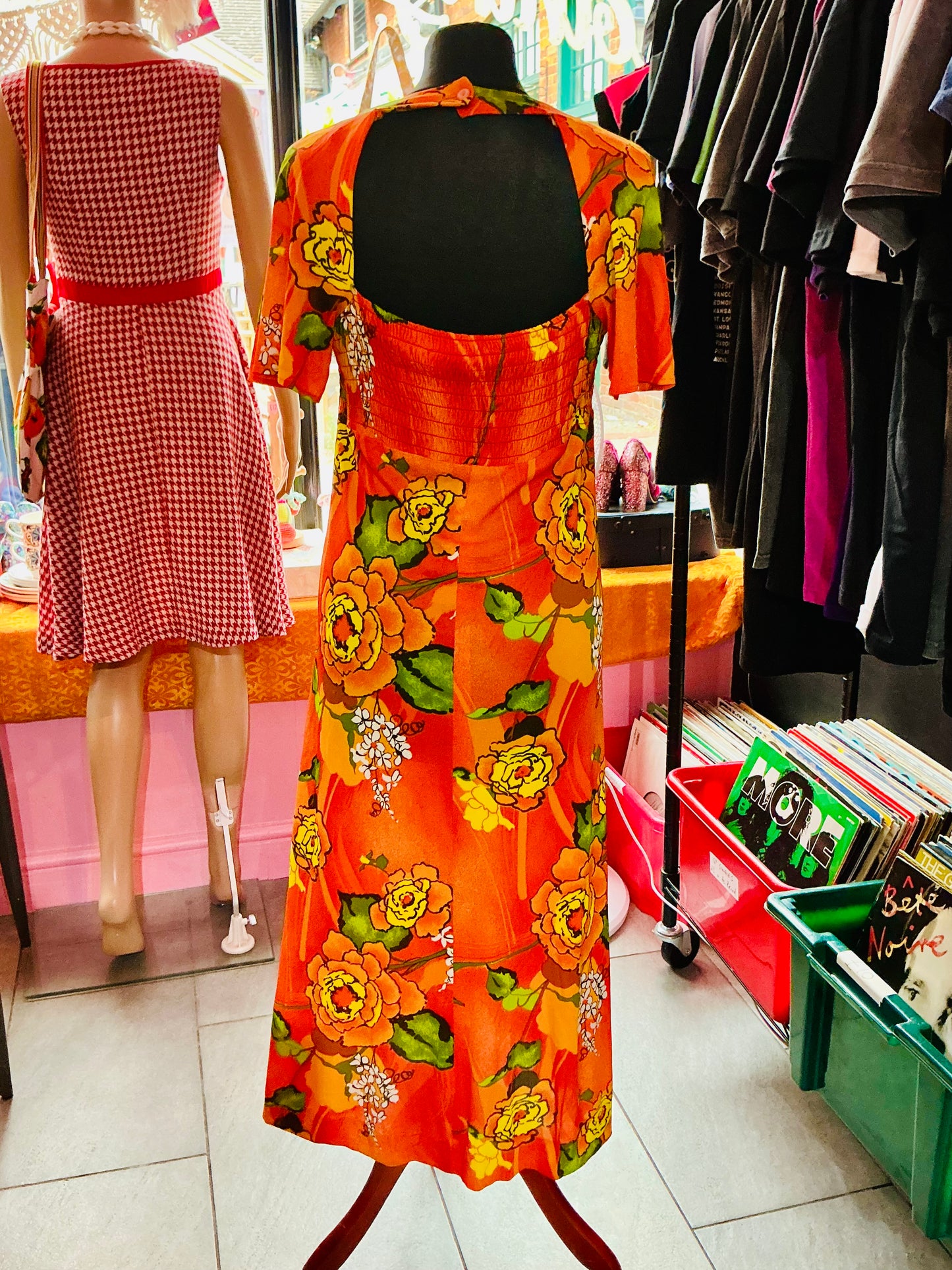 1970s Vintage Young Hawaii Mark Christopher Orange floral Maxi Dress