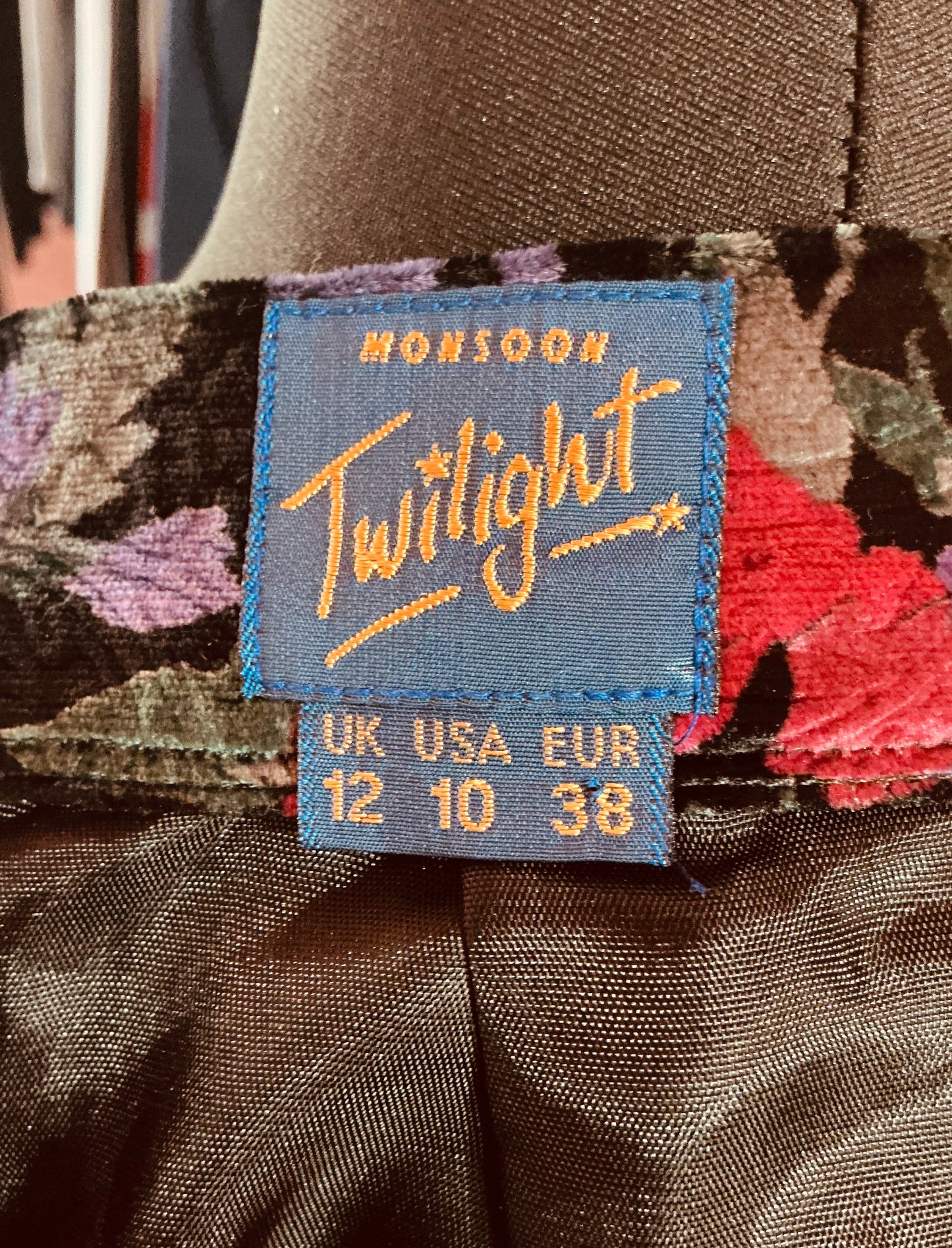 1990s Vintage Velvet Floral Pencil Skirt