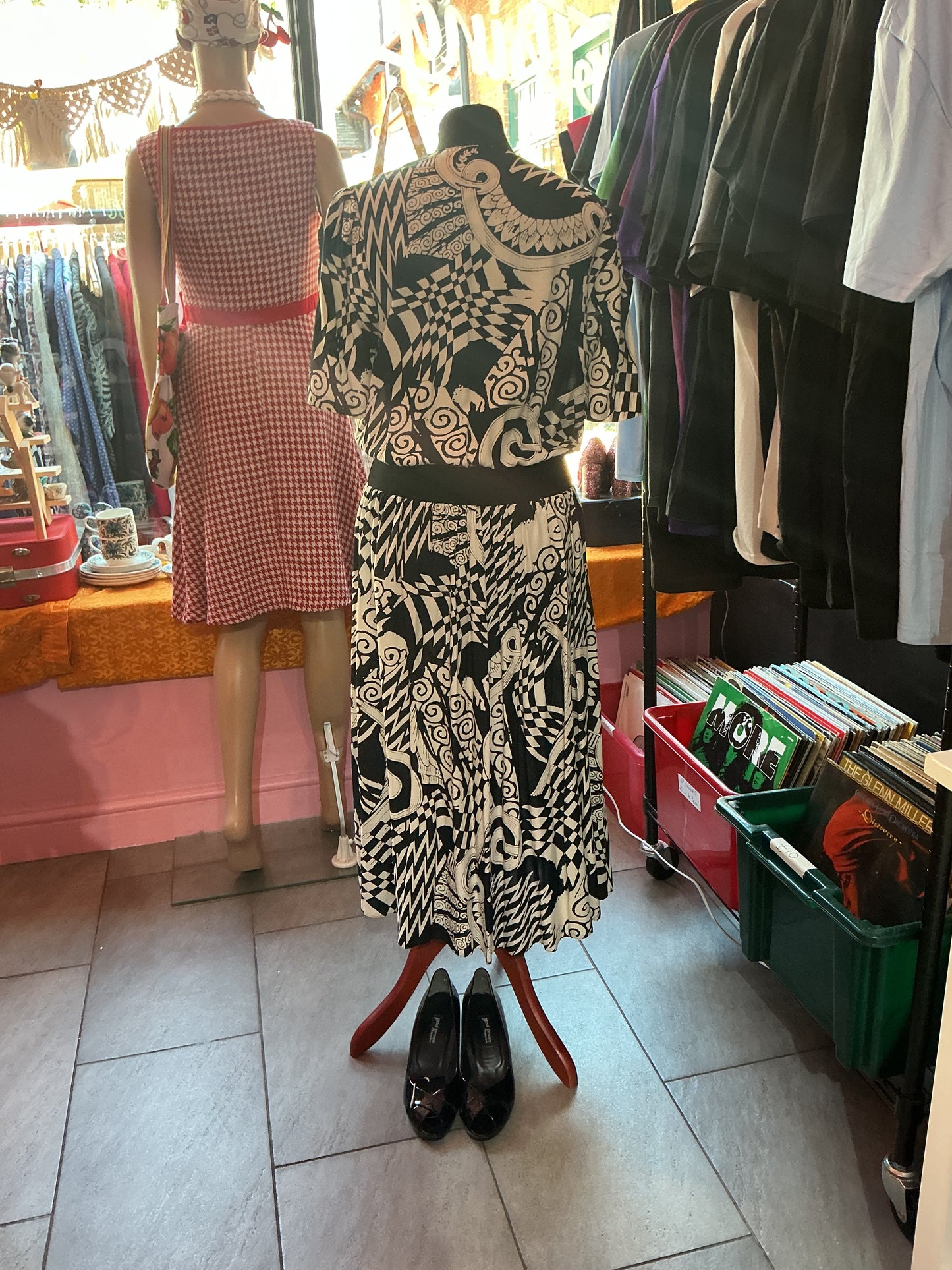 1980s St Michael Black & White Patterned Dress