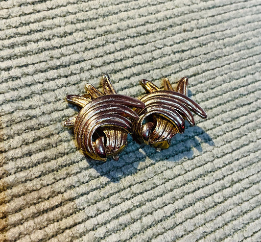 1980s Vintage Art Deco Style Gold Clip on Earrings