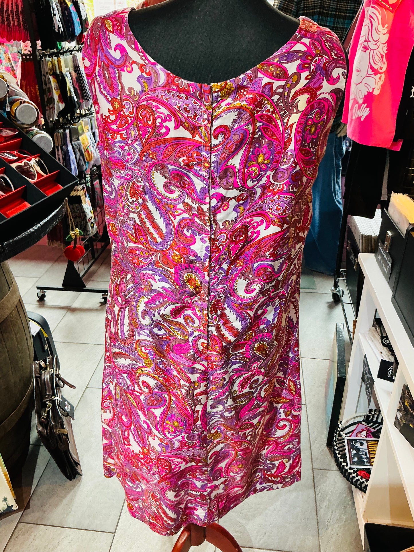 1960s Vintage Pink Paisley Horrockses Shift Dress
