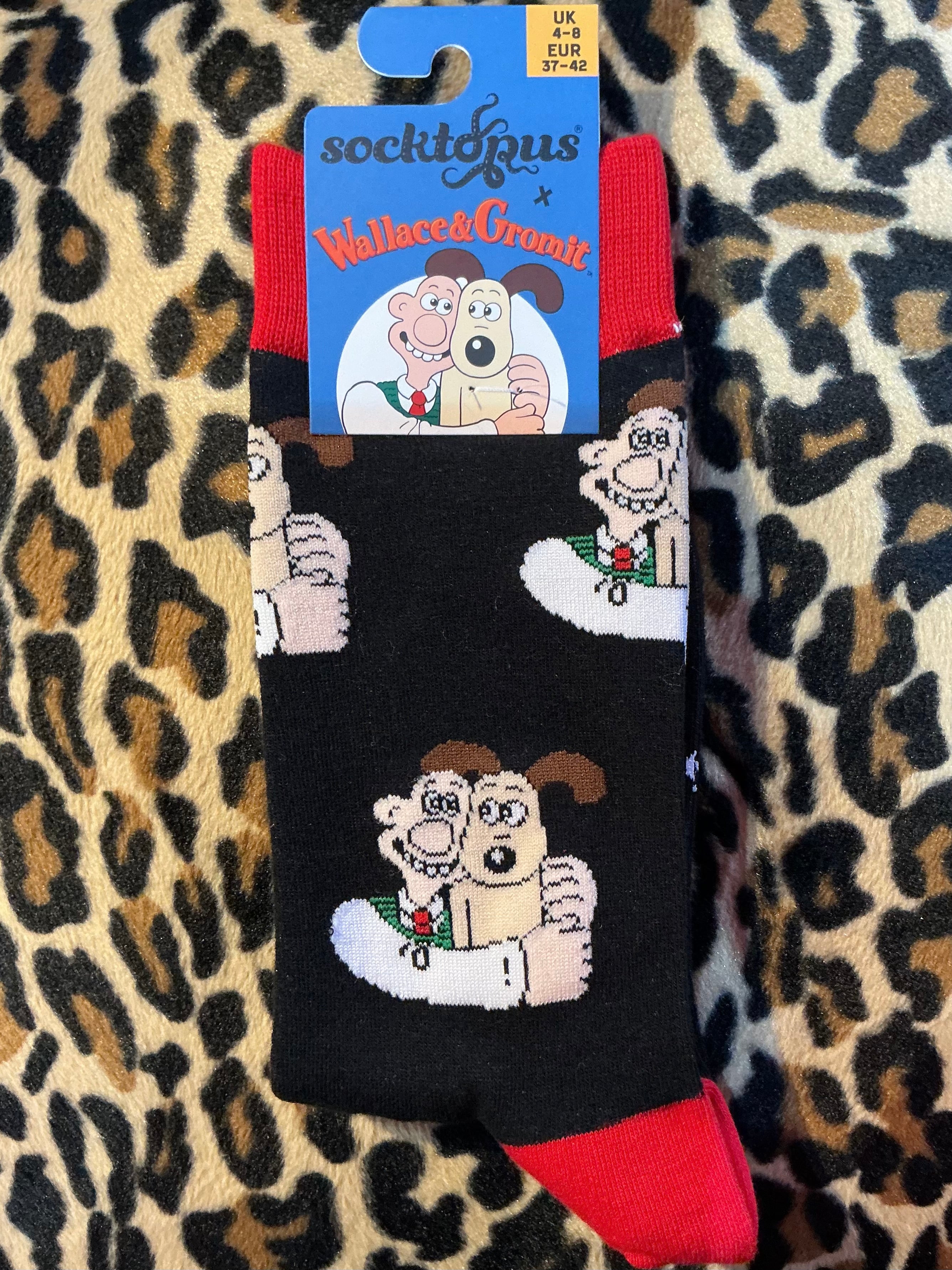 Socktopus Wallace and Gromit Socks – Smokin Roses Collective