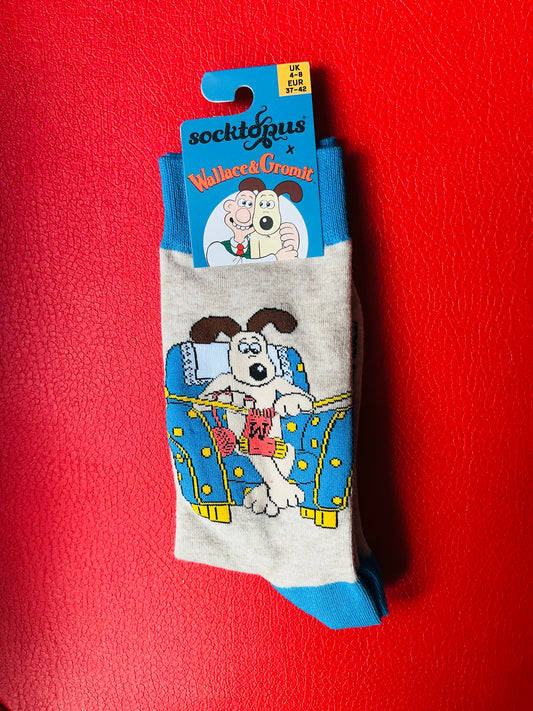 Wallace and Gromit Knitting Socks