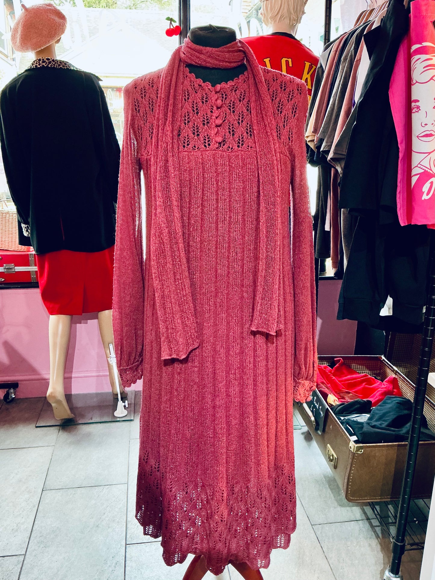 1970s Vintage Knitted Dusky Pink Midi Dress