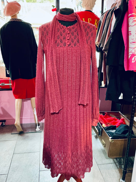 1970s Vintage Knitted Dusky Pink Midi Dress