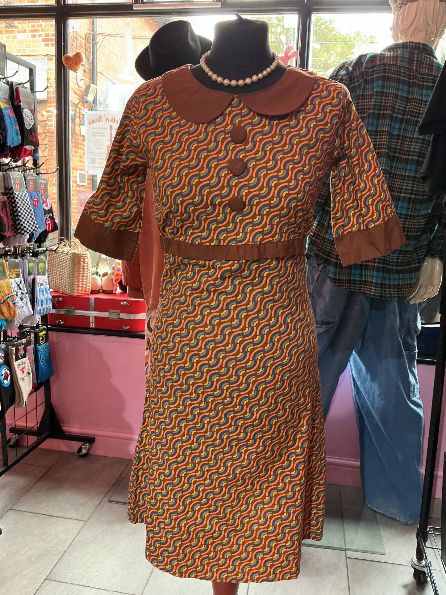 Madcap Mod Style 60s Shift Dress