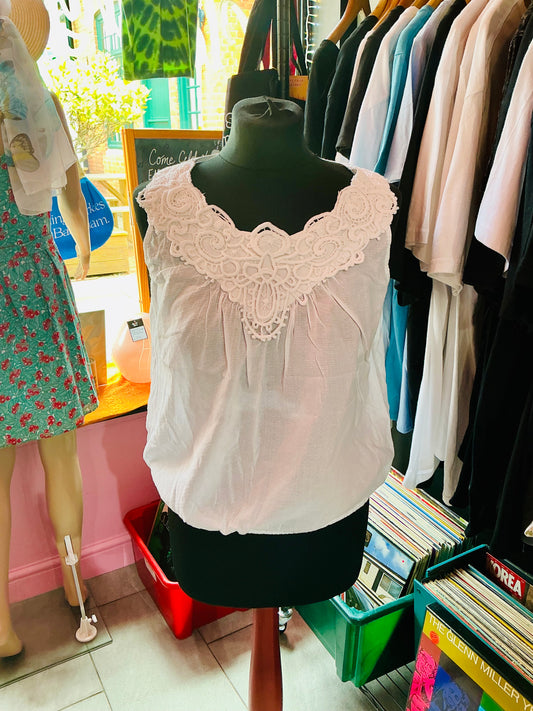 Chelsea Girl White Lace Tanktop