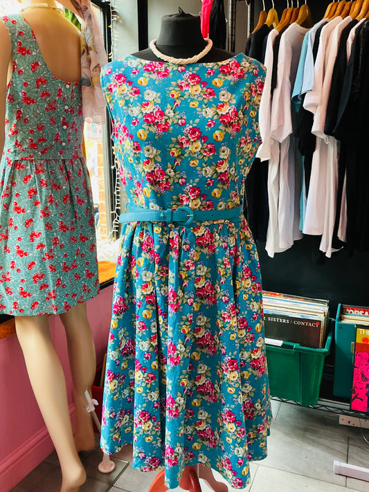 1950s Style Rose Floral Tea Dress Lindy Bop