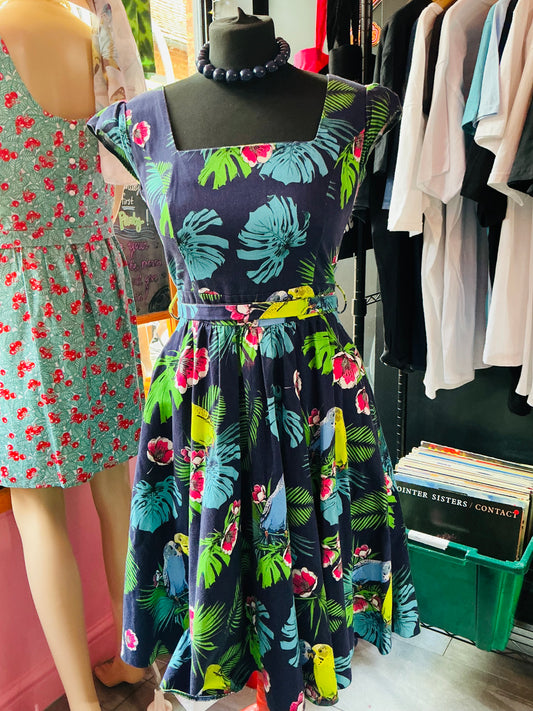 1950s Style Tropical Birds Lady Vintage Dress