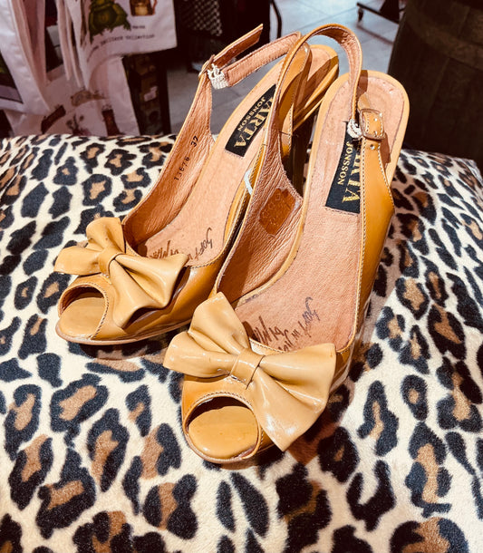Mustard 1980s Marta Jonsson Sling Back Heels- Size 4/37