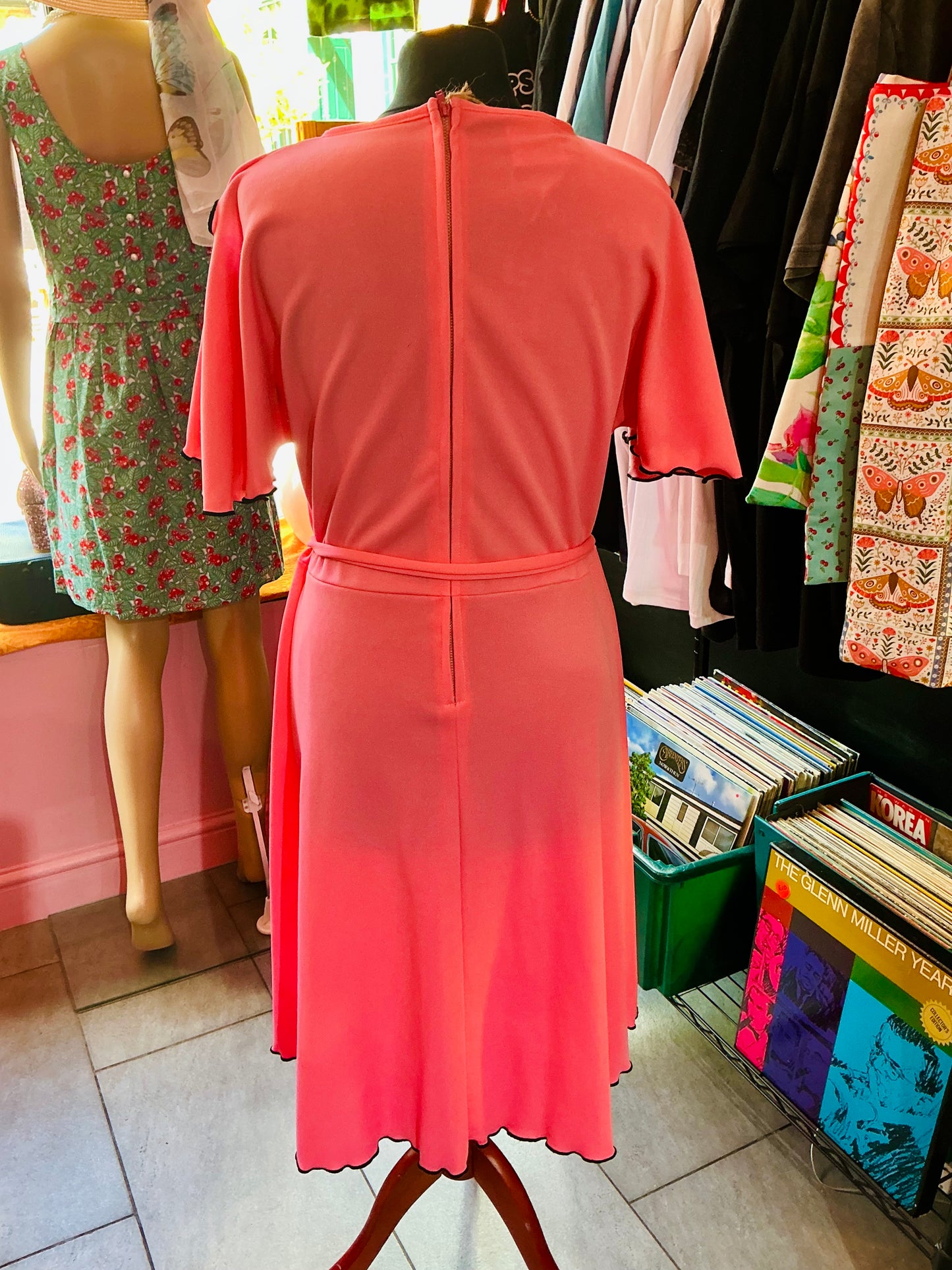 1960s Vintage Devonshire Lady Pink Tea Dress
