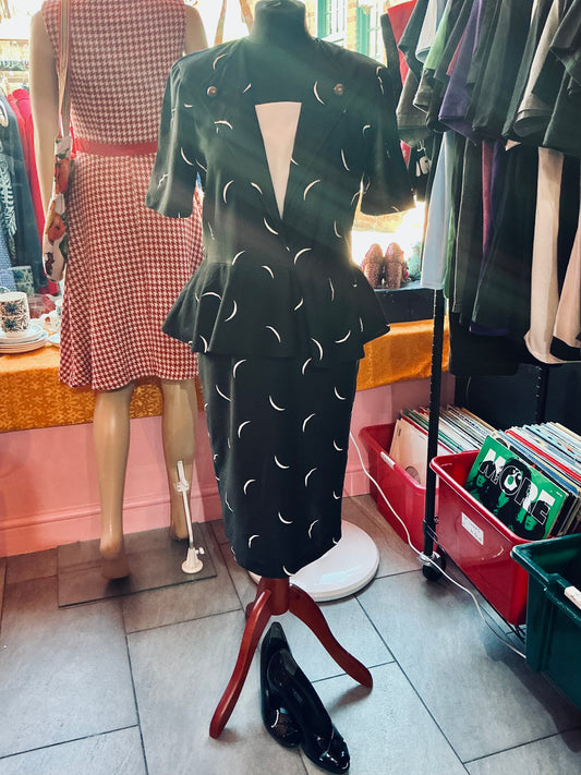 1980s Vintage Tabby of California Black Pencil Dress