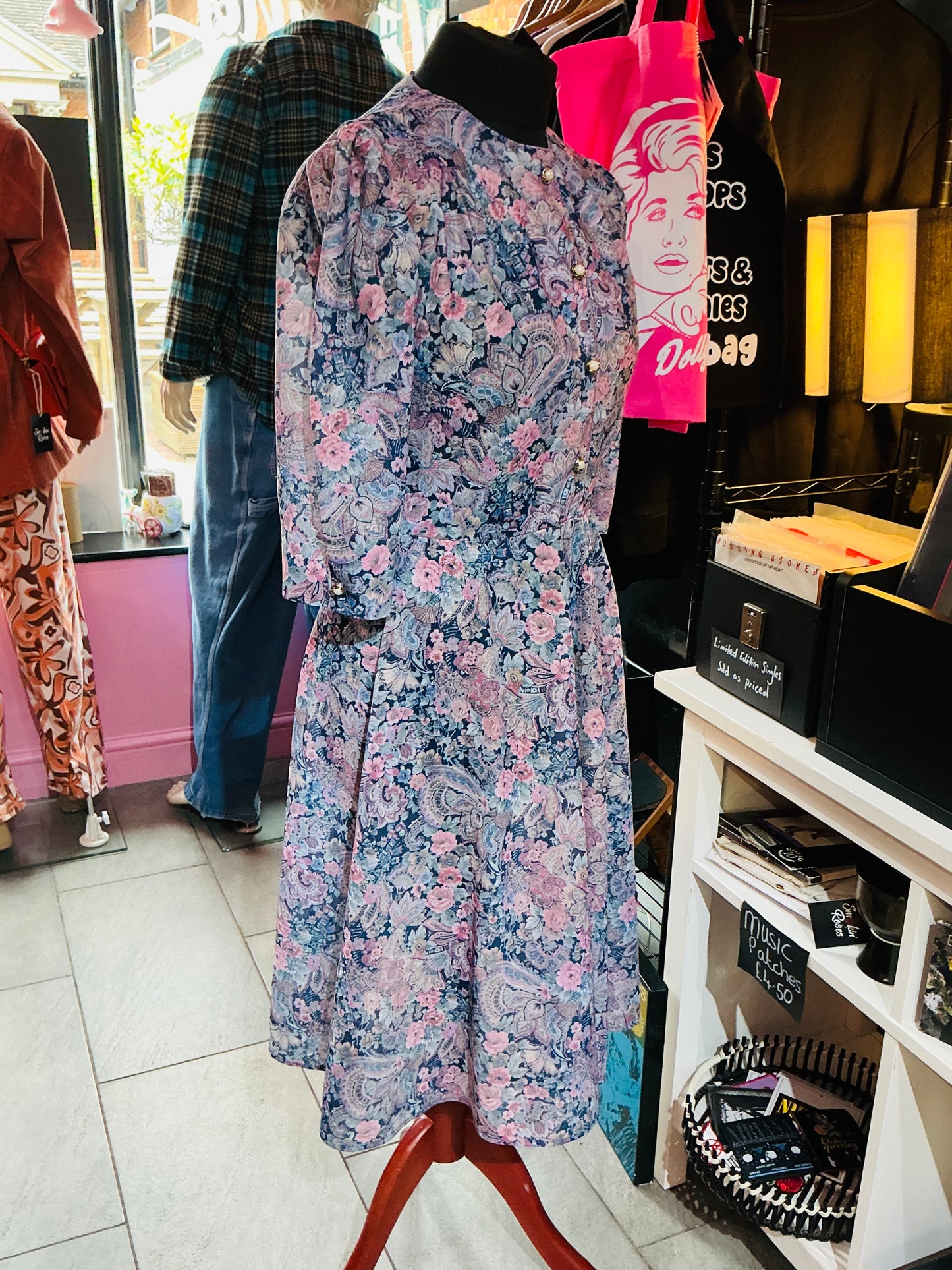 1980s Vintage US California Looks Floral Tea Dress