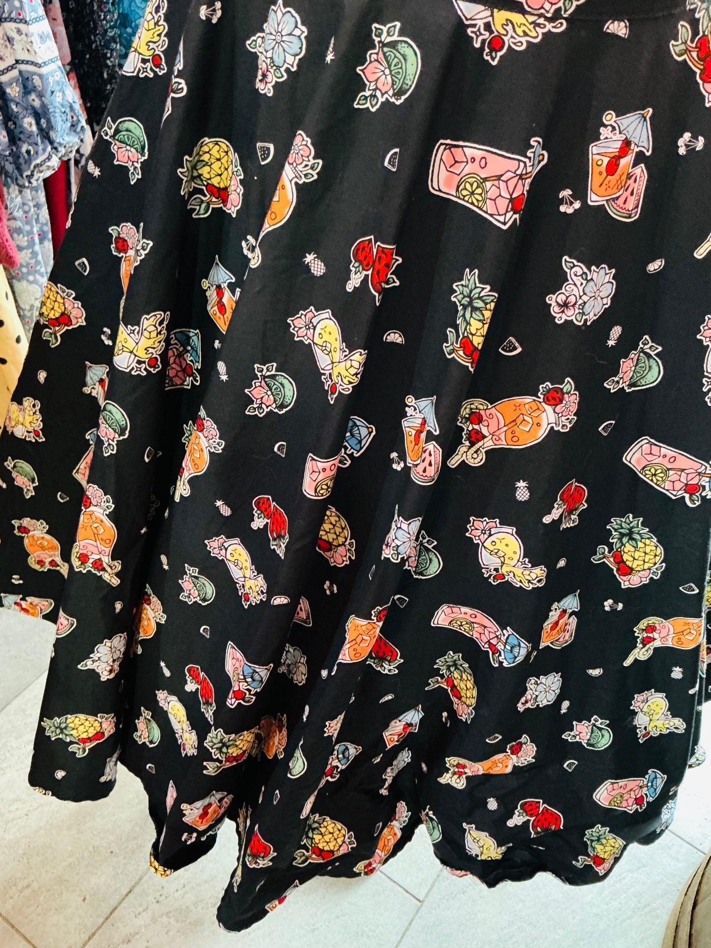 1950s Rockabilly Style Cocktail Print Hell Bunny Swing Dress
