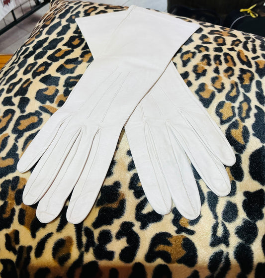 White Leather 1950s Vintage Milore Gloves