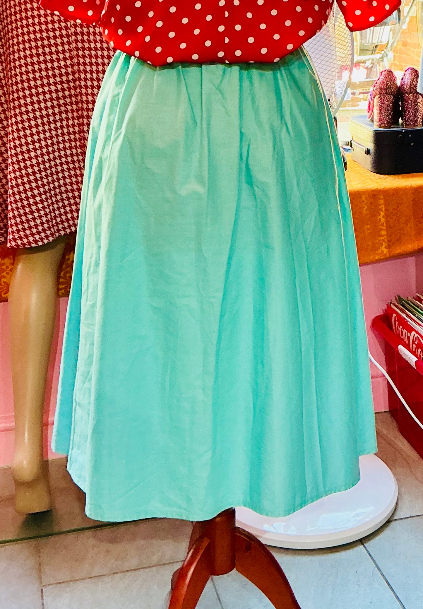 1960s Vintage Devonshire Lady Mint Green Midi Skirt