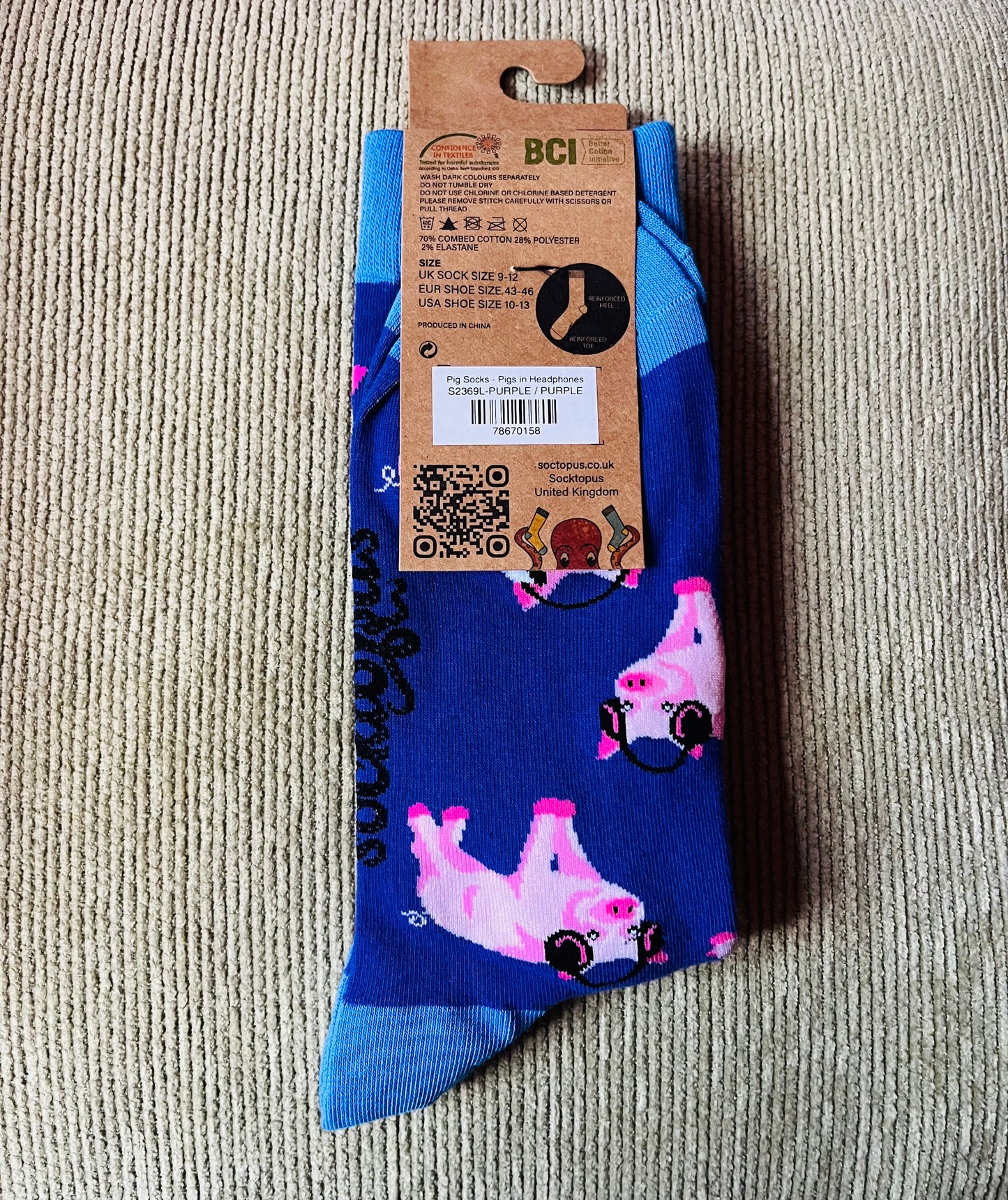 Socktopus Pig in Headphones Socks