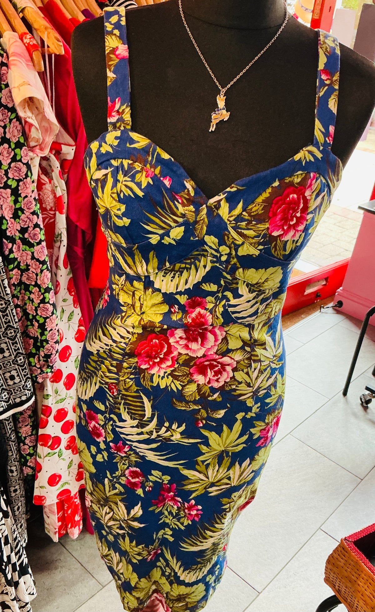 1950s Style Lindy Bop Tropical Floral Pencil Dress and Bolaro