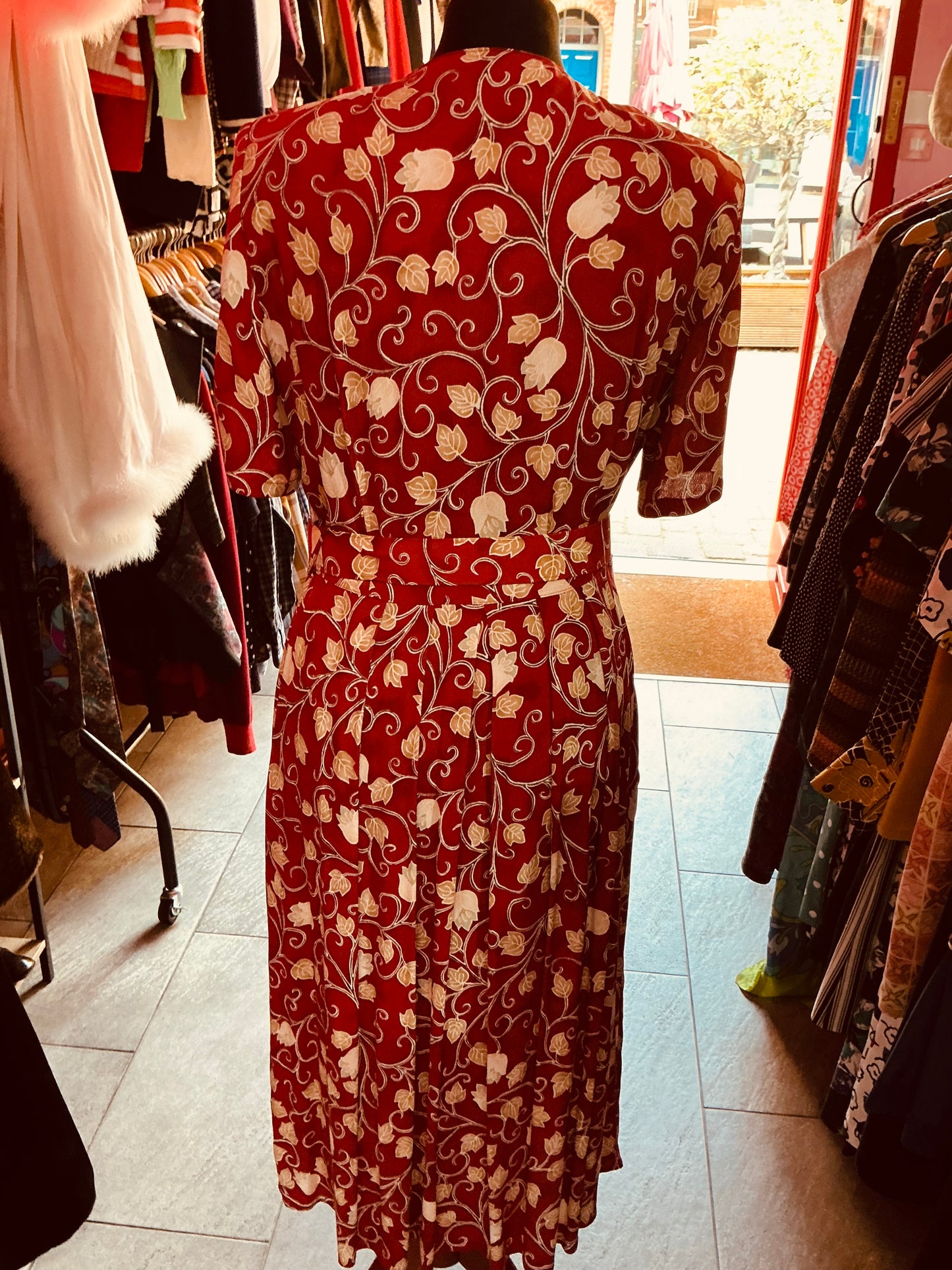 1980s Vintage St Michael Bugundy Leaves Mdi Dress with Belt