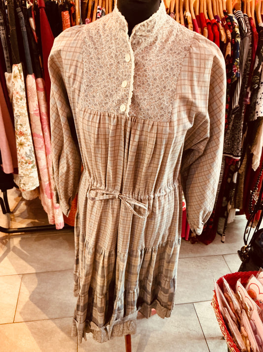 1970s Vintage Cottage Core Floral Maxi Dress