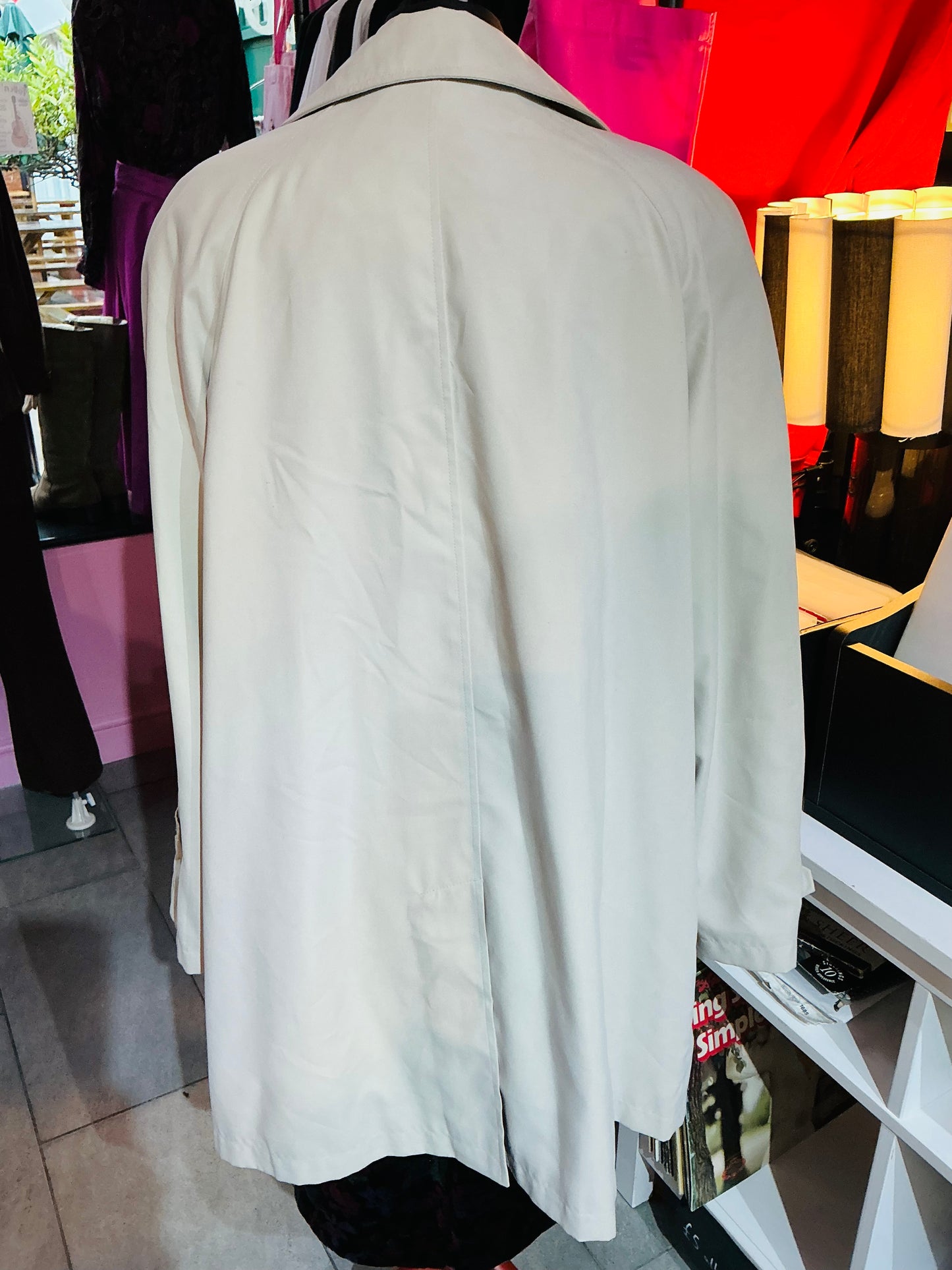 1990s Vintage Cream Holmewood Trench Coat