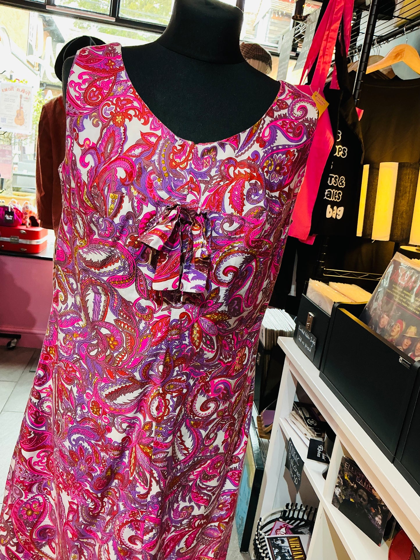 1960s Vintage Pink Paisley Horrockses Shift Dress