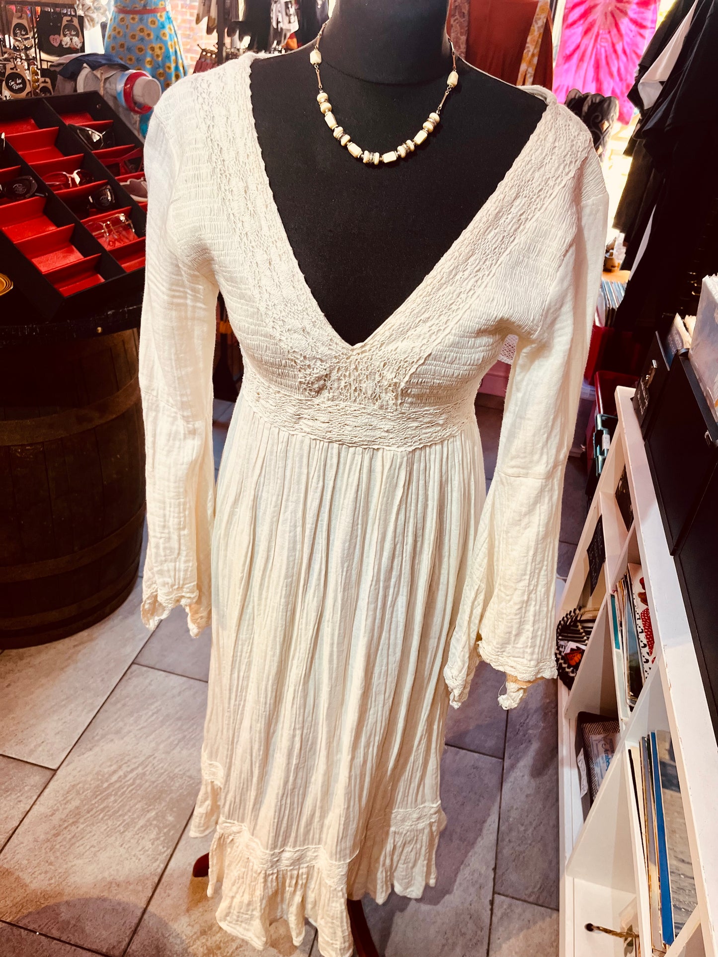 Cream 70s Boho Style Hippie Shake Maxi Dress