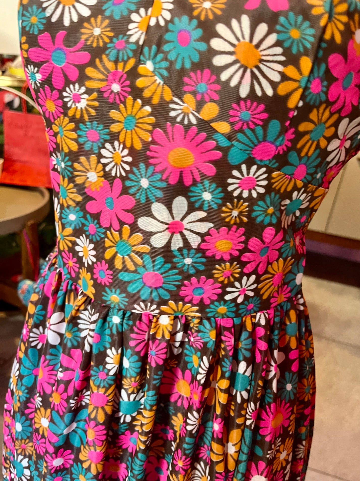 1960s Vintage Devonshire Lady Flower Power Halter-neck Dress