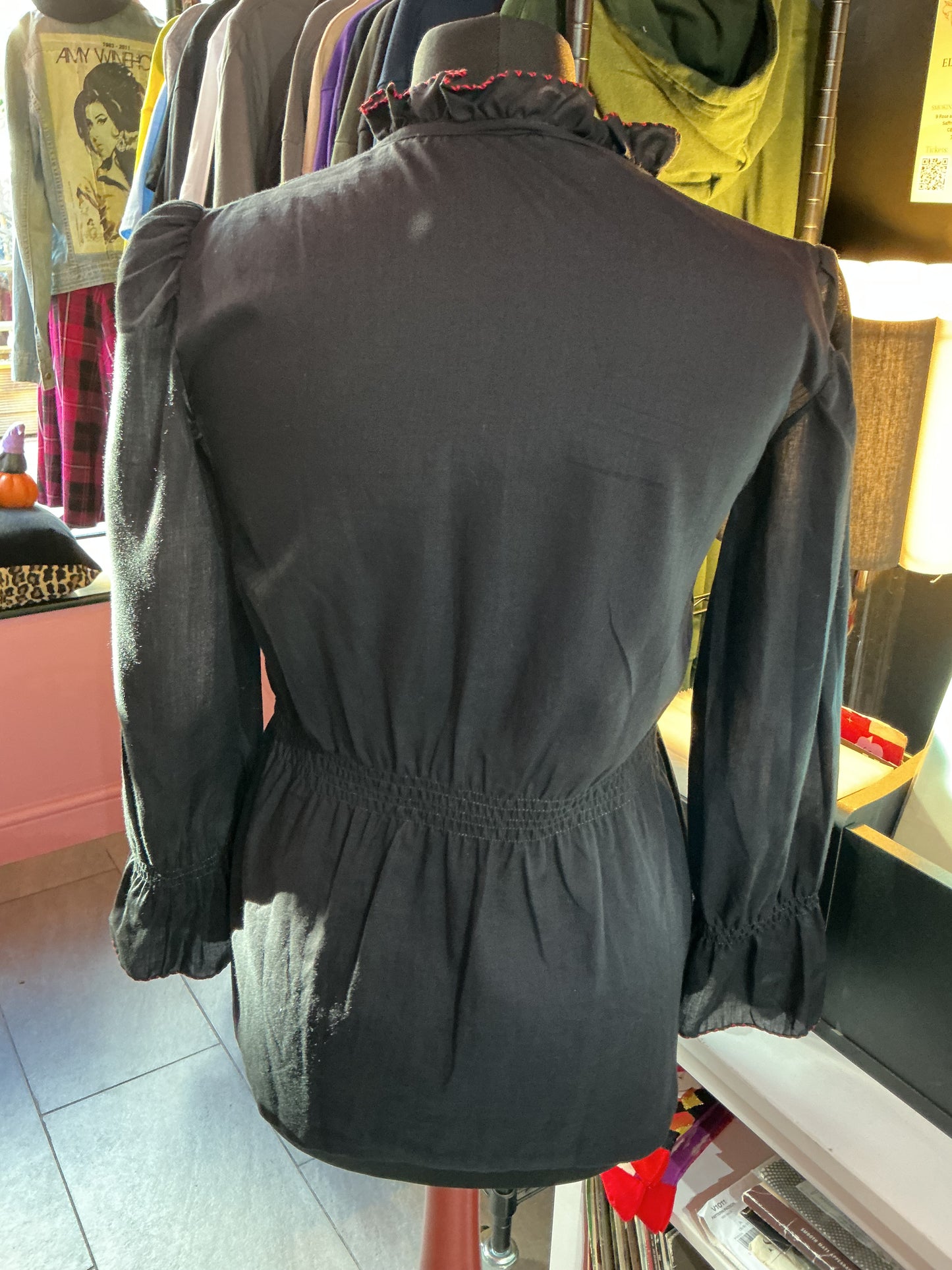 1970s Boho Vintage Embroidered Blouse