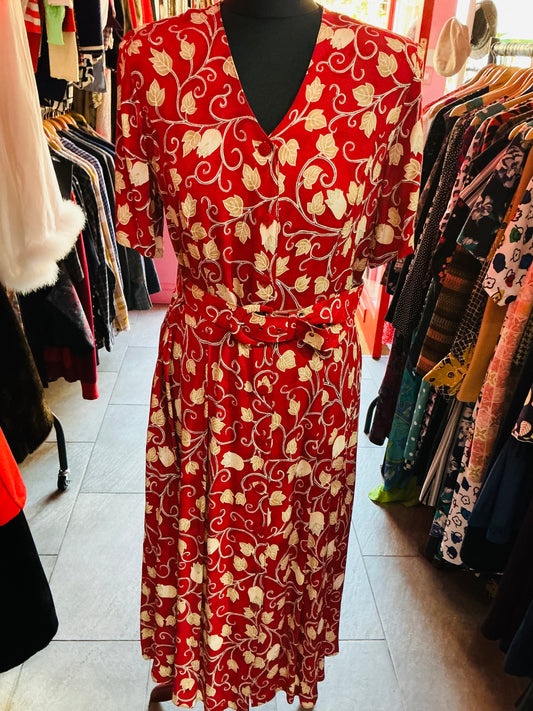 1980s Vintage St Michael Bugundy Leaves Mdi Dress with Belt