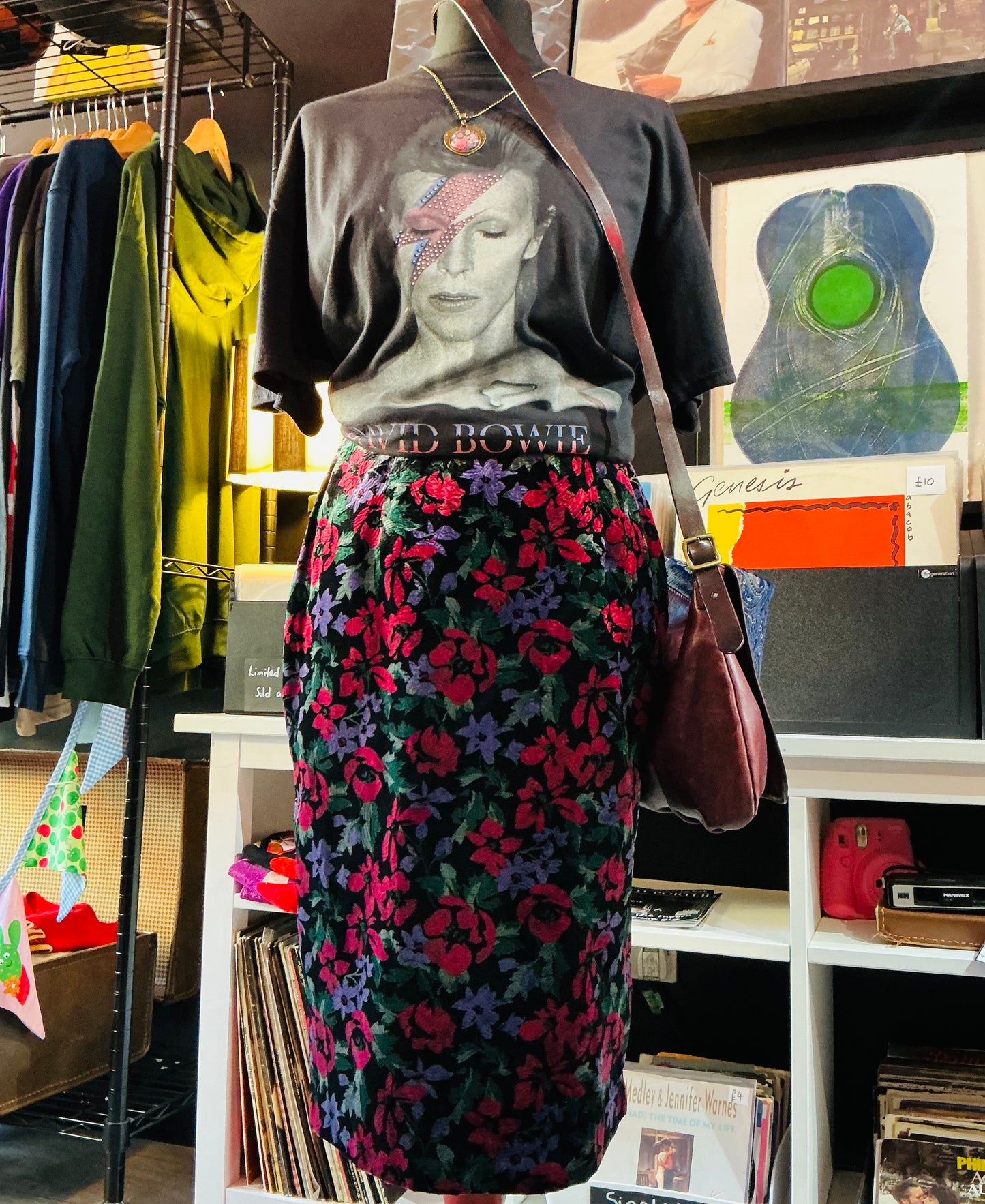 1990s Vintage Velvet Floral Pencil Skirt
