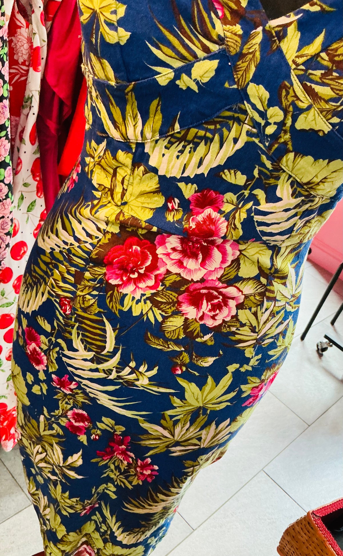 1950s Style Lindy Bop Tropical Floral Pencil Dress and Bolaro