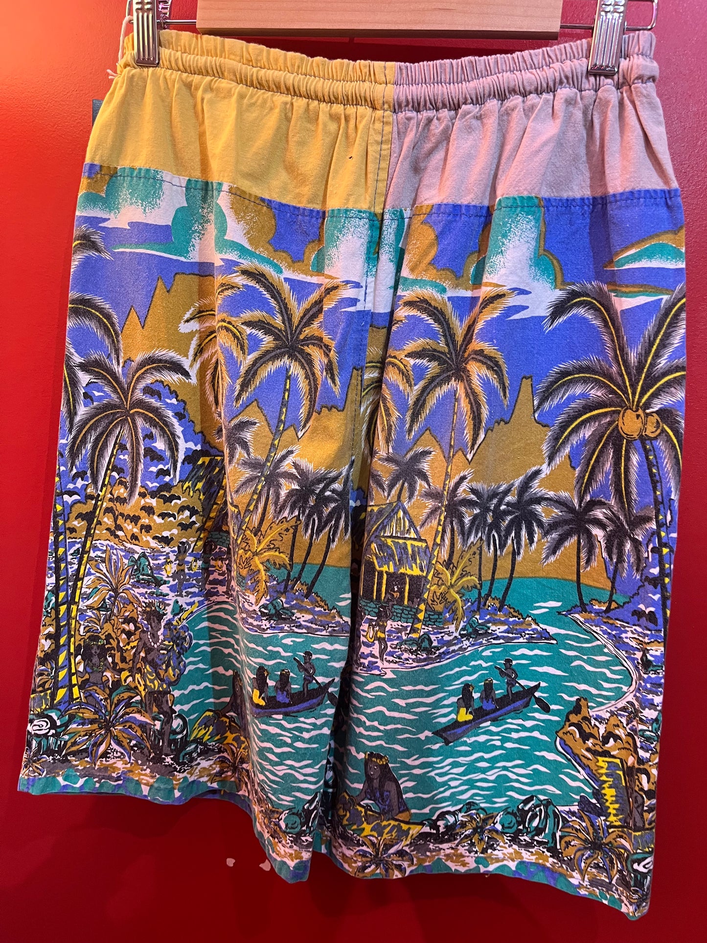 1990s Vintage Hawaiian Shorts