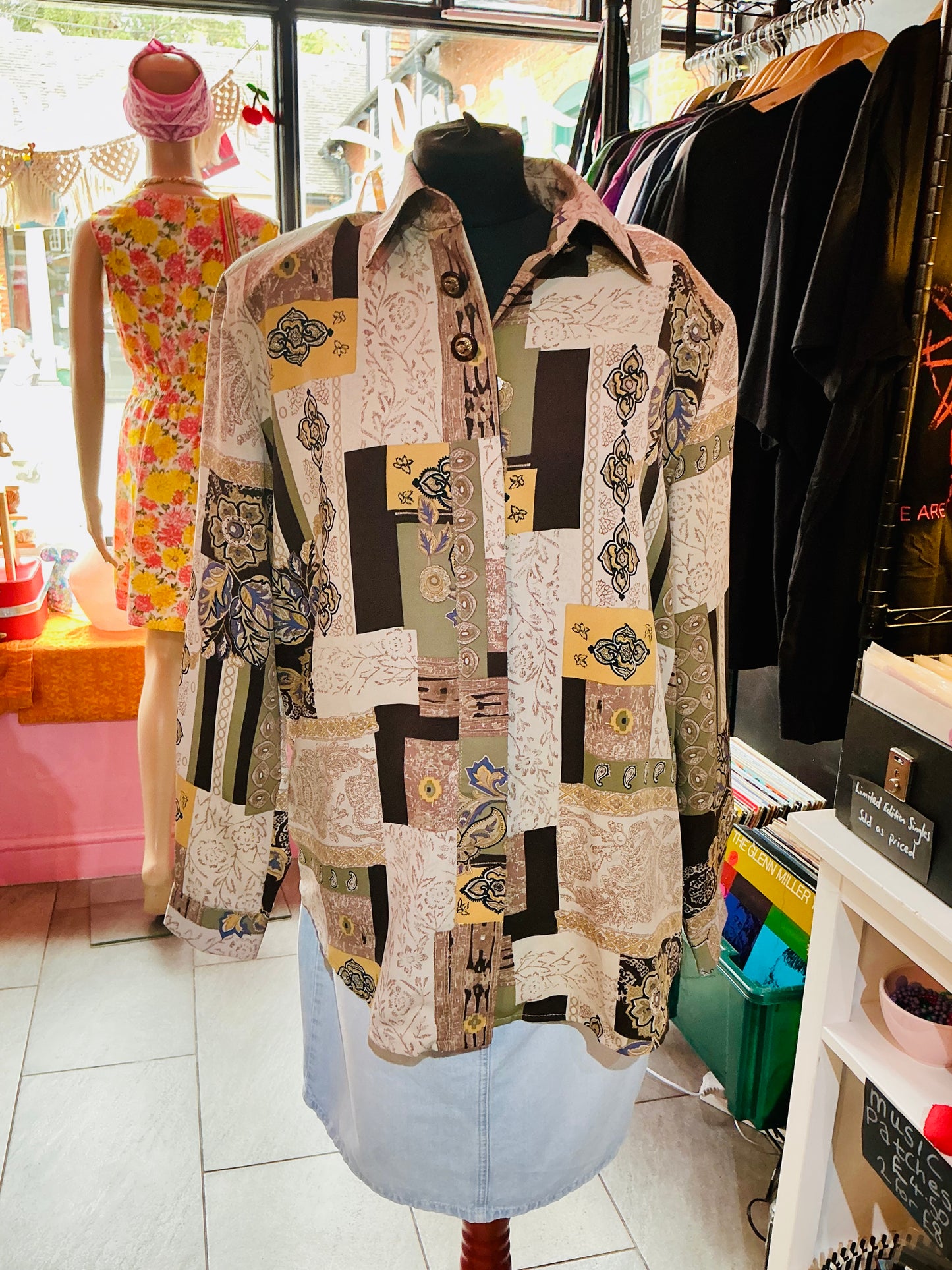 1980s Vintage Mille Millicooni Patterned Shirt