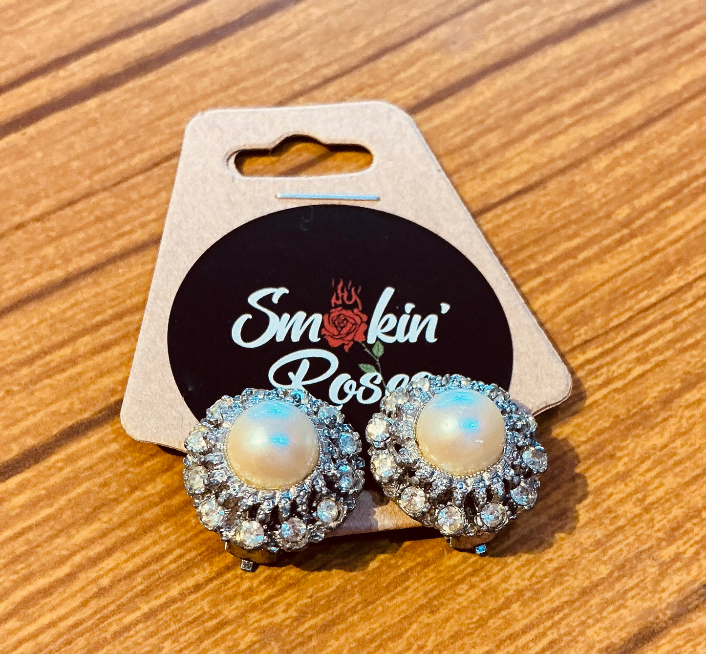 1980s Vintage Pearl and Diamanté Clip on Earrings